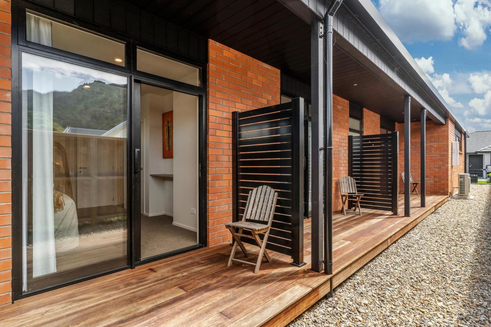 Custom Designed Holiday Home, Next To Cycleway. 蒂阿罗哈 外观 照片